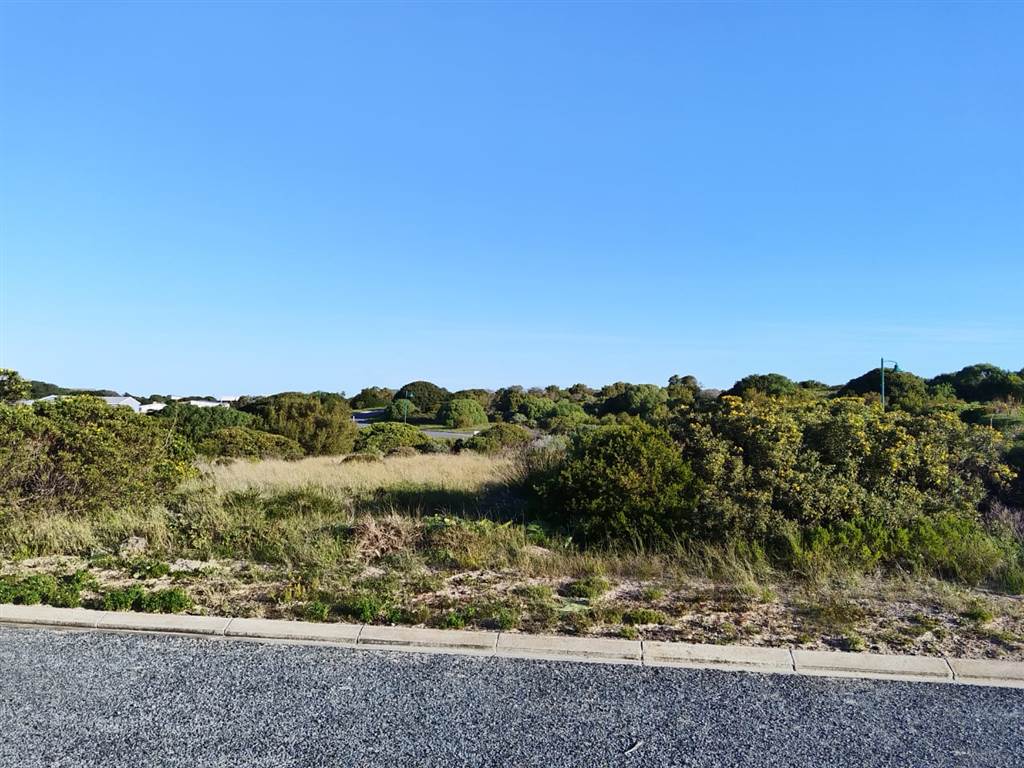 635 m² Land available in Kleinbaai photo number 2