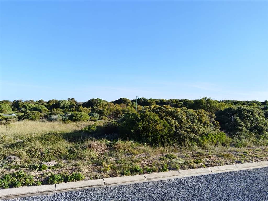 635 m² Land available in Kleinbaai photo number 1