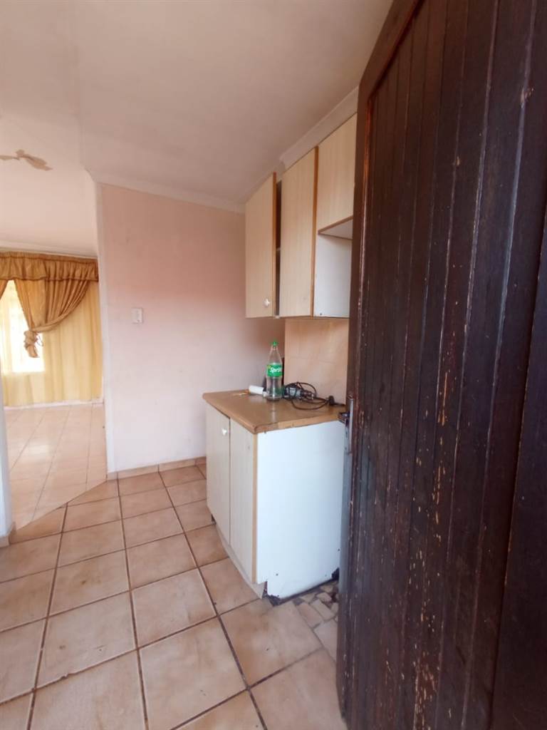 3 Bed House in Emdeni photo number 11
