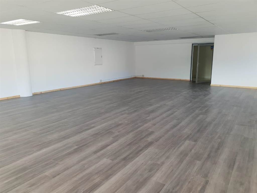 132  m² Commercial space in Claremont photo number 6