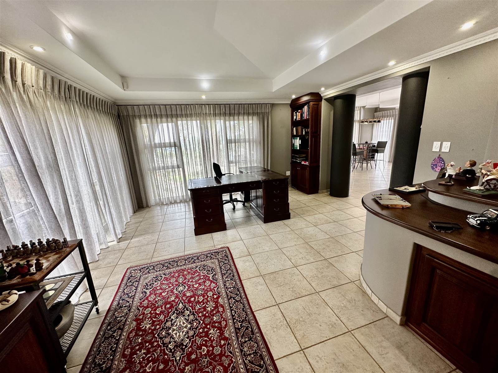 4 Bed House in Waterkloof Ridge photo number 12