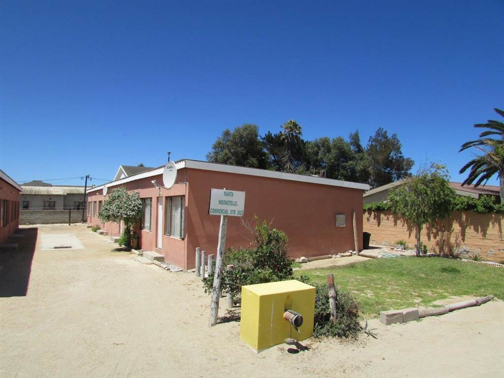12 Bed Apartment in Port Nolloth photo number 6