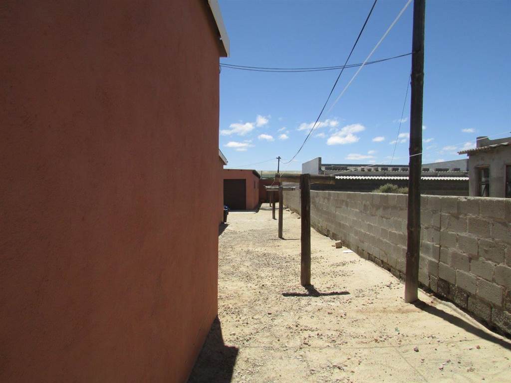 12 Bed Apartment in Port Nolloth photo number 12