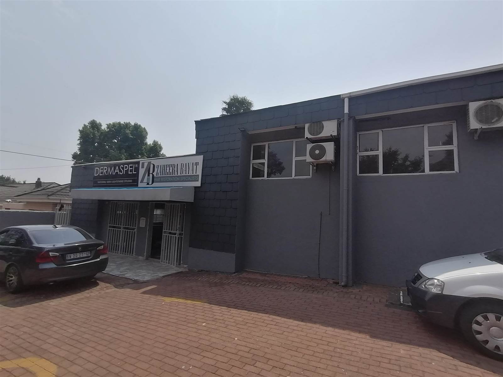 1012  m² Commercial space in Greenside photo number 7
