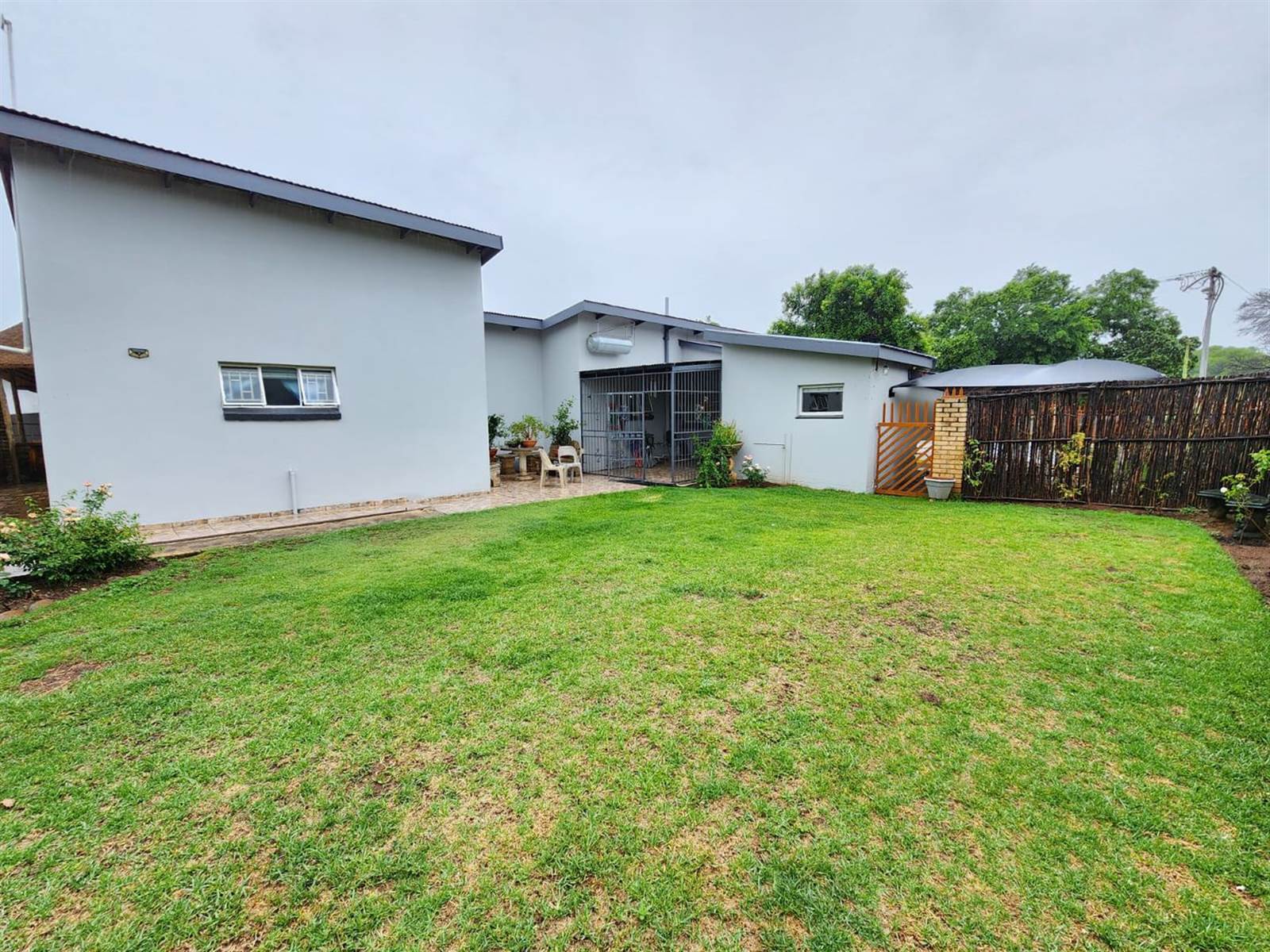 4 Bed House in Potchefstroom Central photo number 17