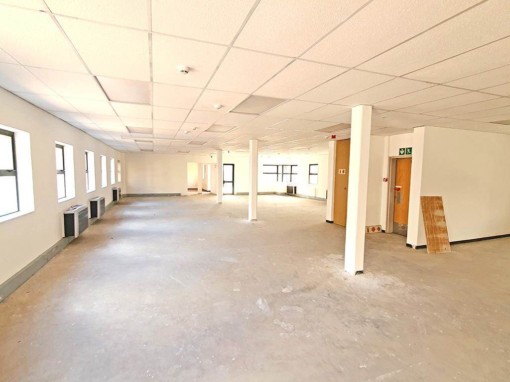 4578  m² Commercial space in Bedfordview photo number 9
