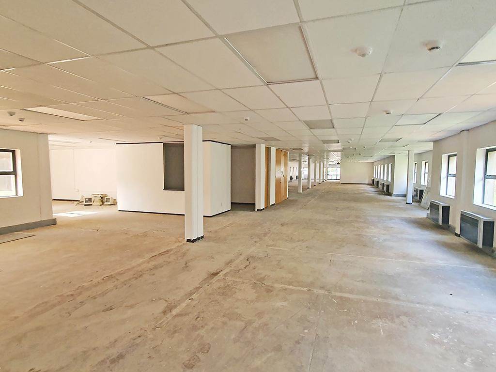 4578  m² Commercial space in Bedfordview photo number 12