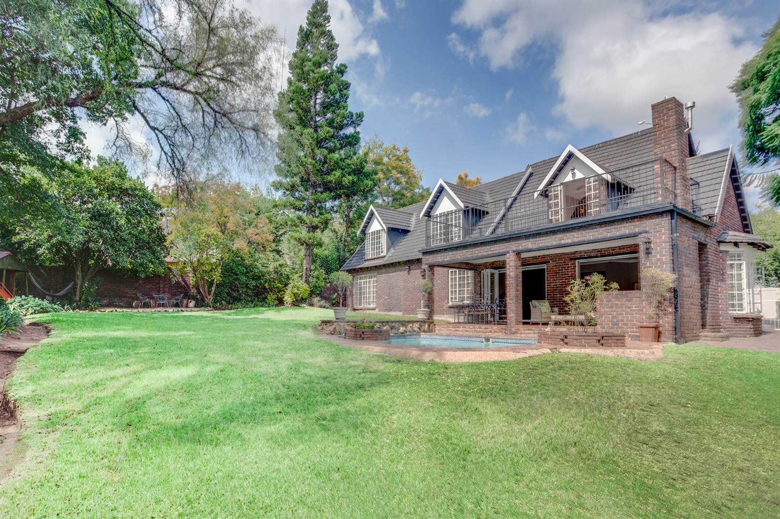 5 Bed House in Douglasdale photo number 10