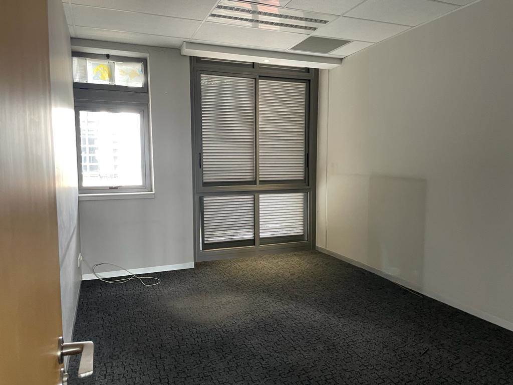2042  m² Commercial space in Waterfall Estate photo number 26
