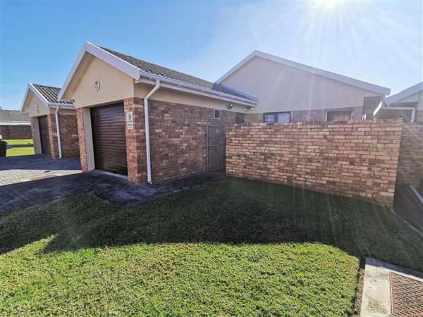 2 Bedroom Townhouse 2 Bedroom Townhouse