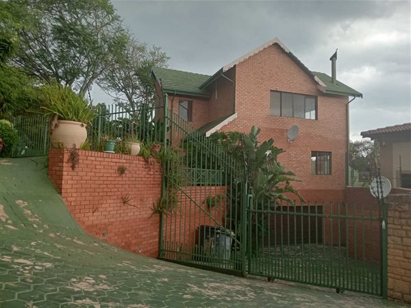 4 Bed House