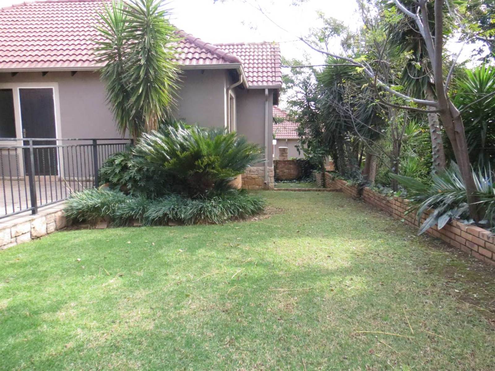 4 Bed House in Greenstone Hill photo number 17