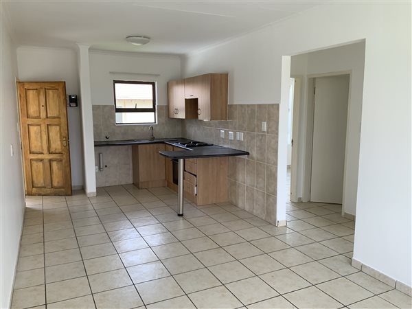 2 Bed Apartment in Parkrand