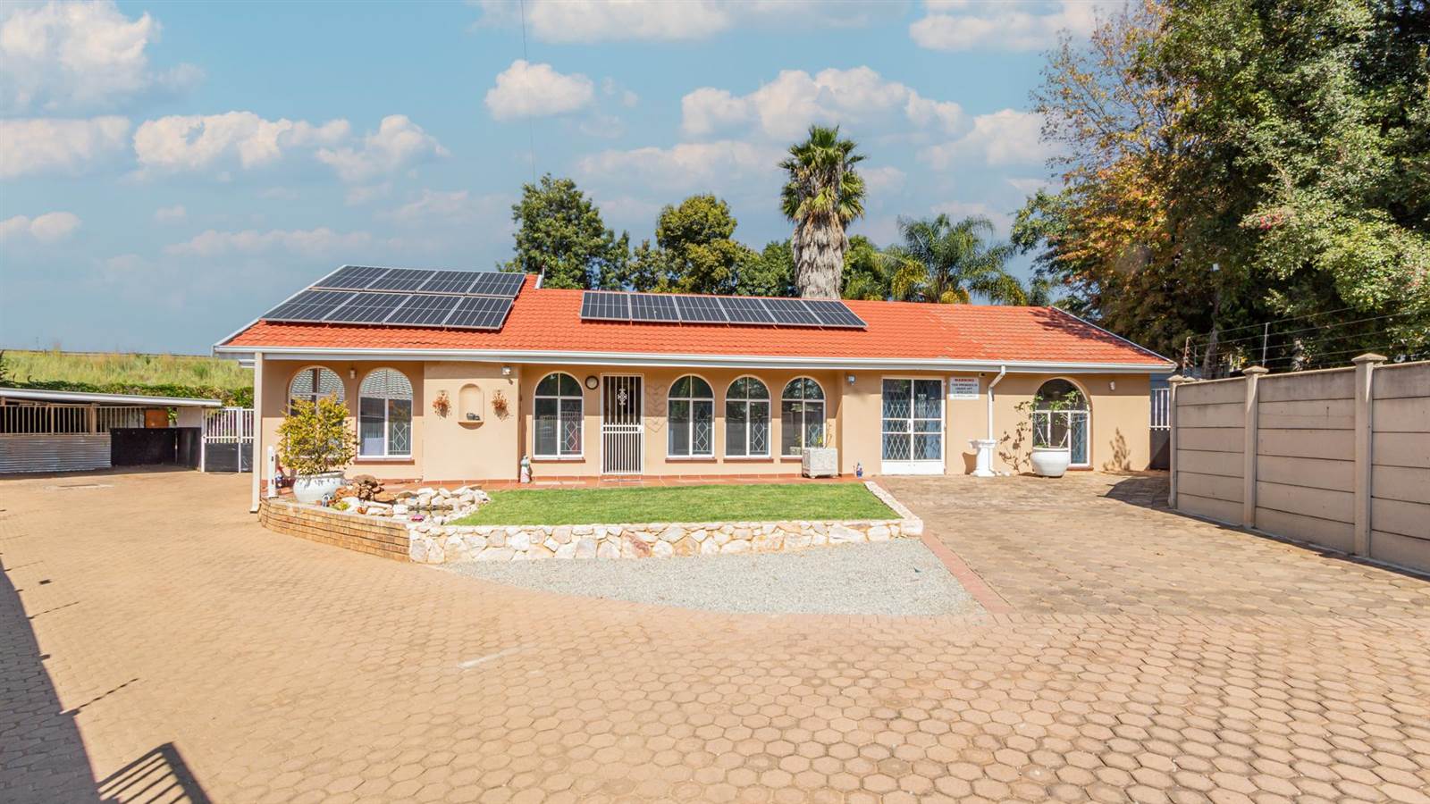 4 Bed House for sale in Strubens Valley T4622125 Private Property