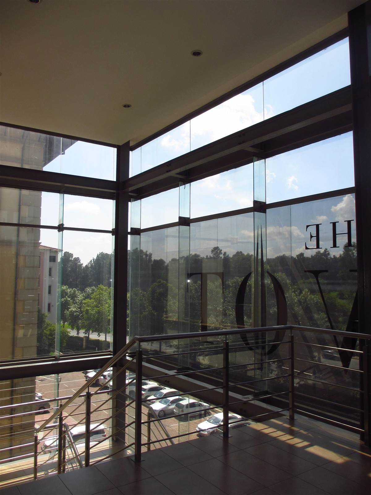 304  m² Commercial space in Fourways photo number 3