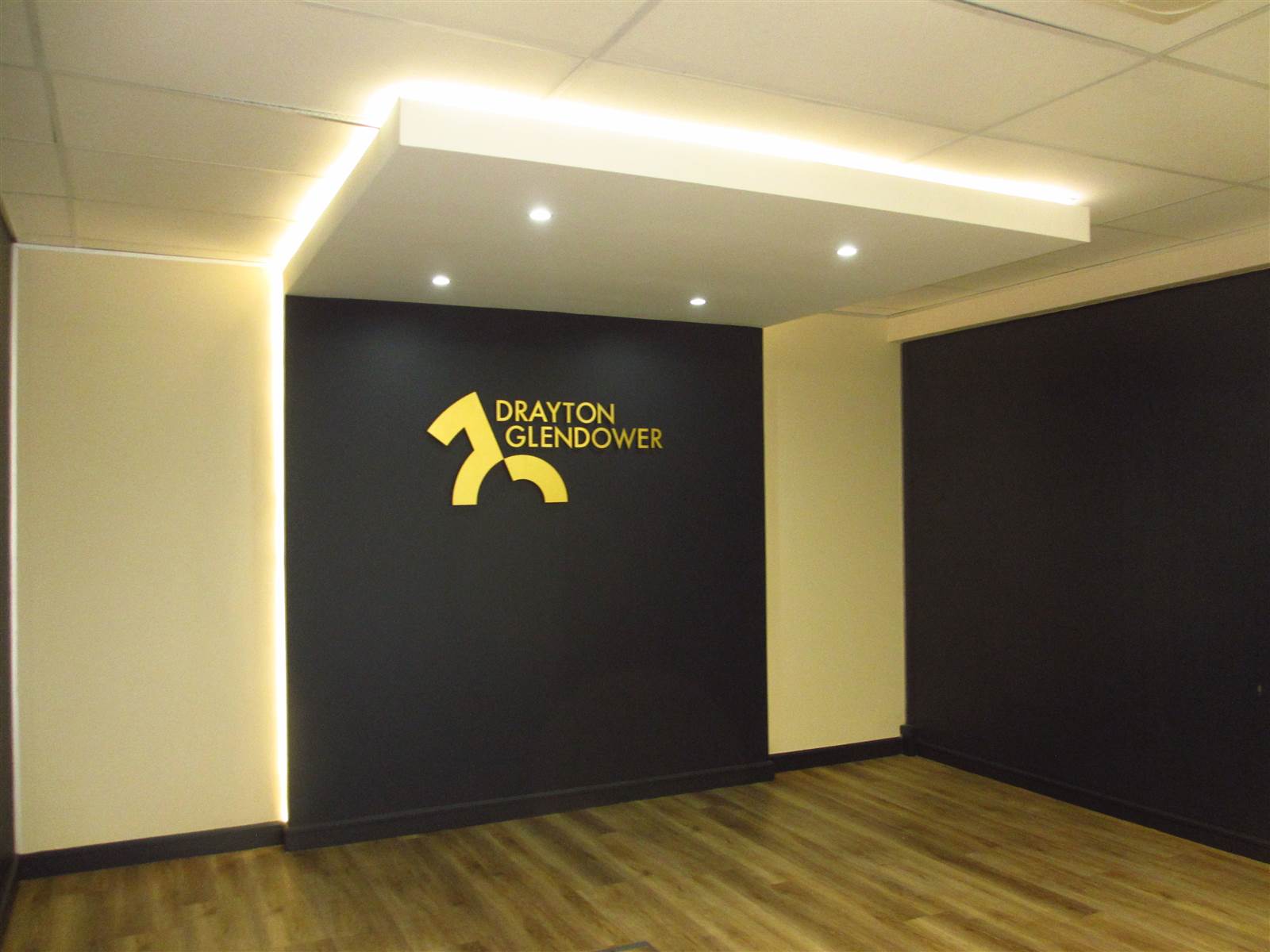304  m² Commercial space in Fourways photo number 8