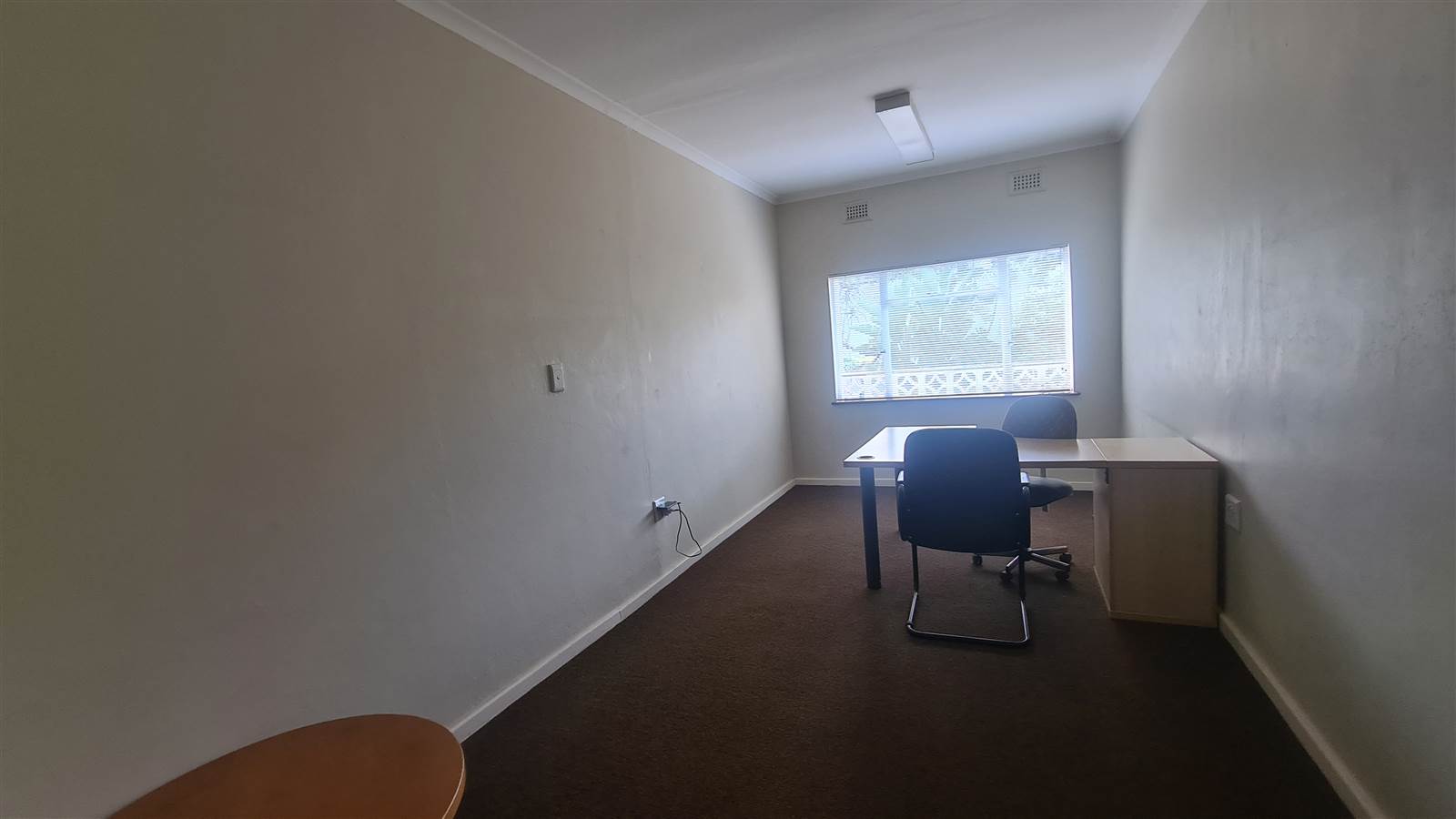 22  m² Commercial space in Kloof photo number 5
