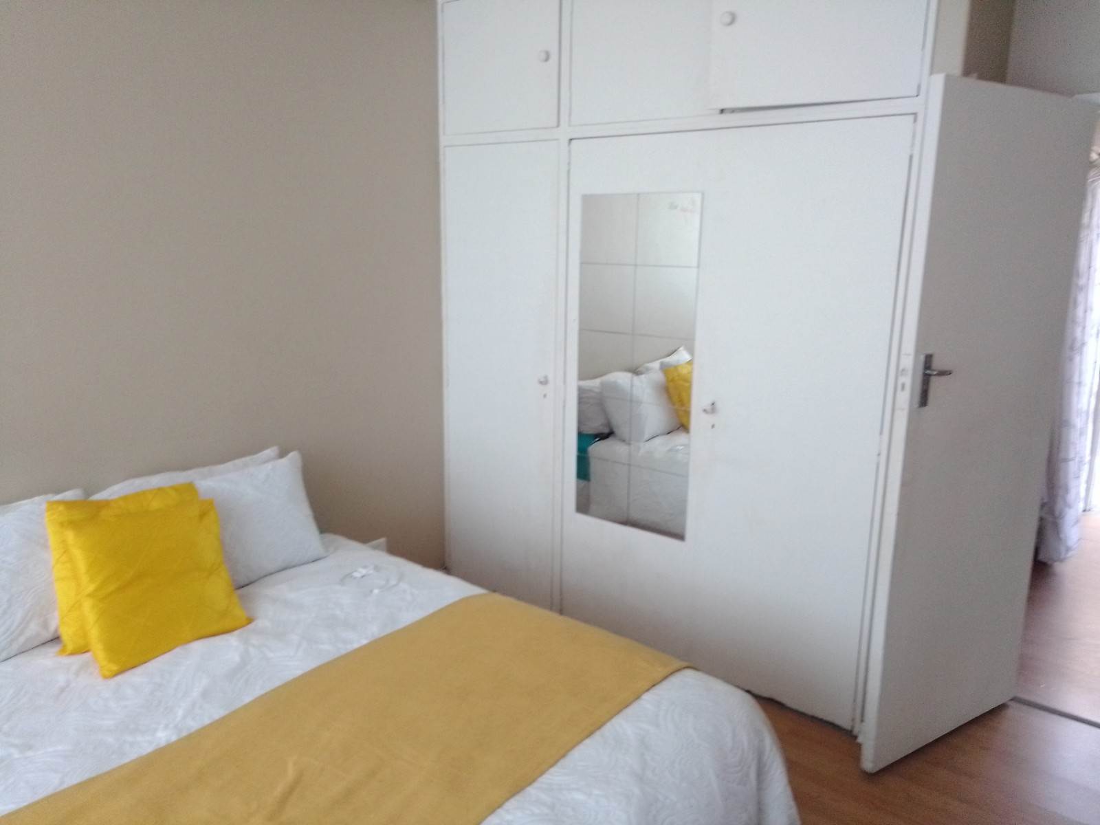 1 Bed Apartment in Gezina photo number 12