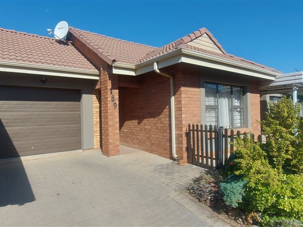 2 Bedroom House 2 Bedroom House