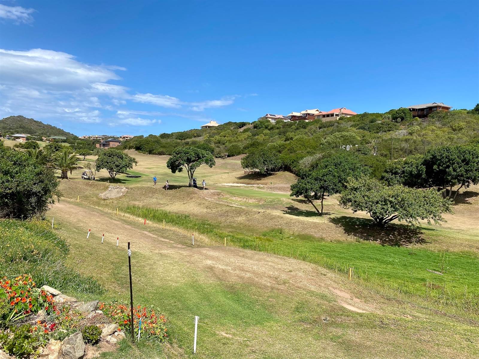 677 m² Land available in Dolphin Creek Golf Estate photo number 8