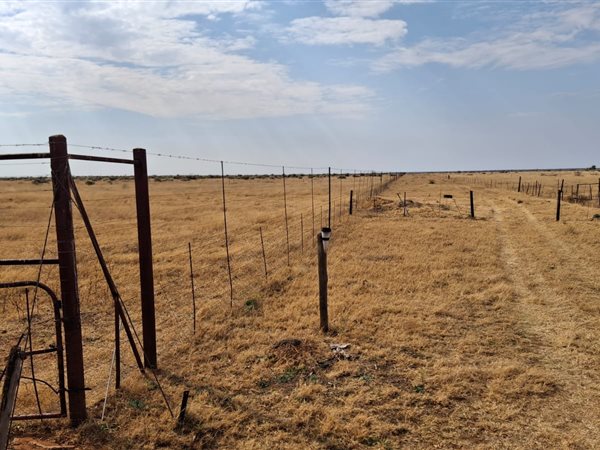 342 ha Farm 342 ha Farm
