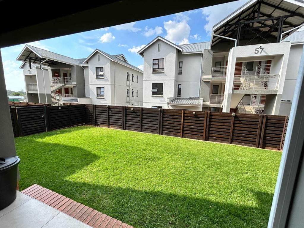 3 Bed Townhouse in Modderfontein photo number 13