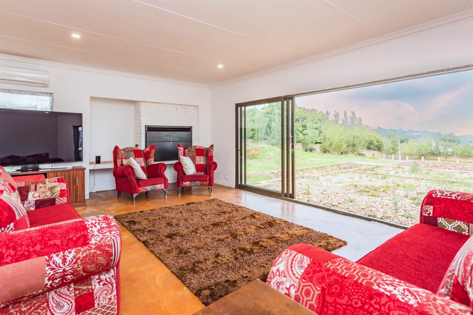 3 Bed House in Mooikloof Equestrian Estate photo number 12