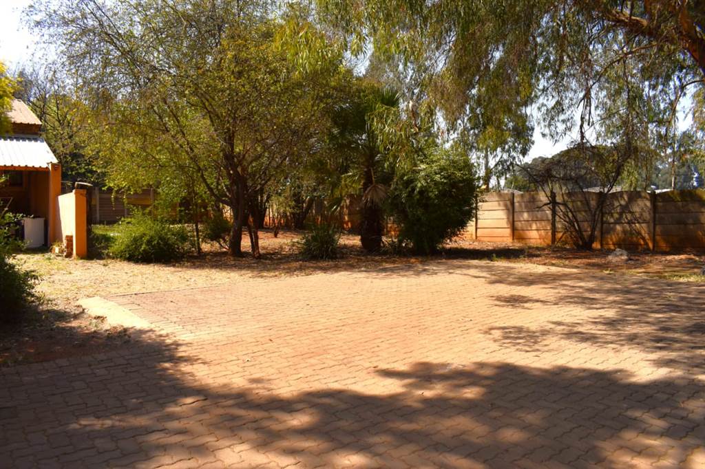 9779 m² Farm in Kempton Park Central photo number 29