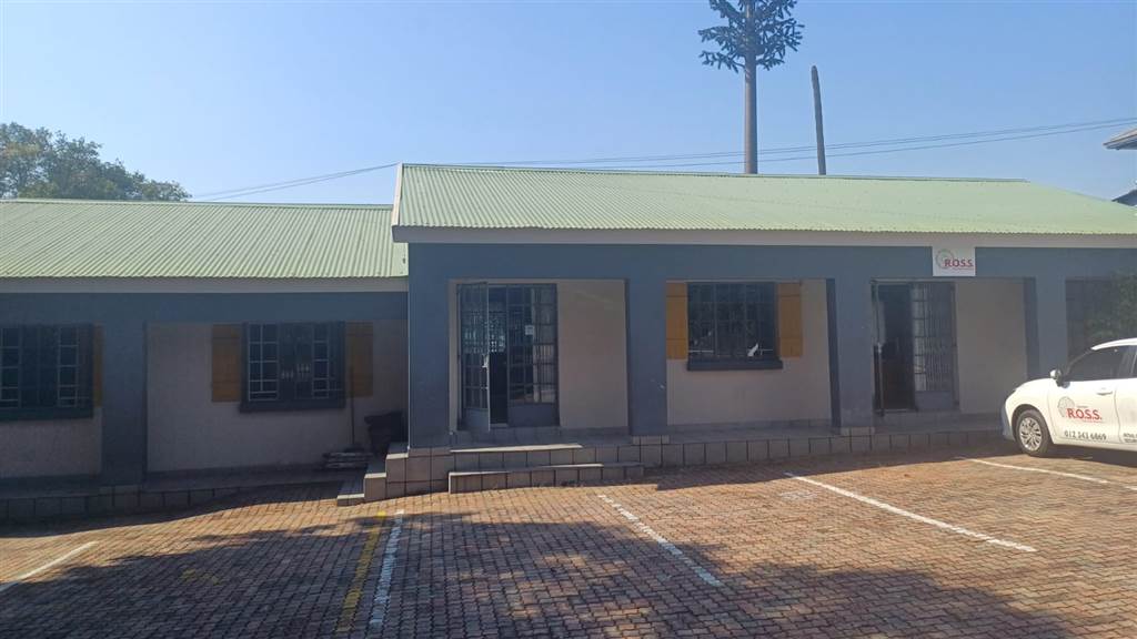 60  m² Commercial space in Nelspruit Central photo number 2