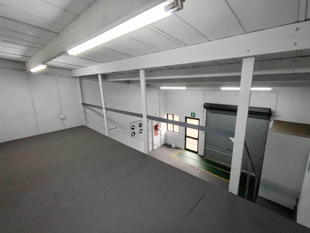 67  m² Commercial space in Alton photo number 2