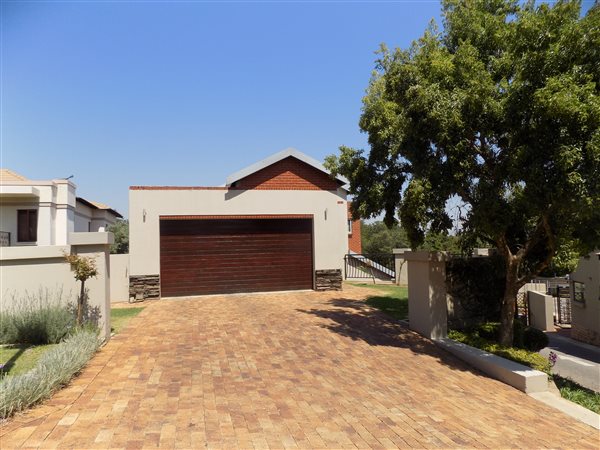 3 Bed House in Eldo View