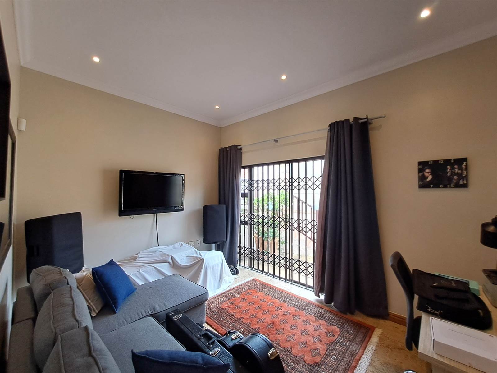 4 Bed Townhouse in Ramsgate photo number 8