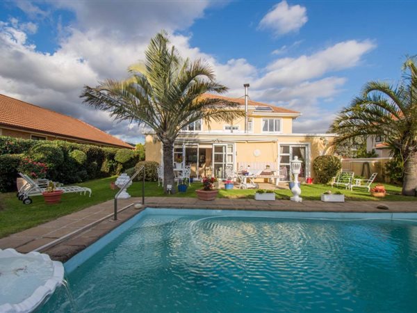 5 Bedroom House 5 Bedroom House