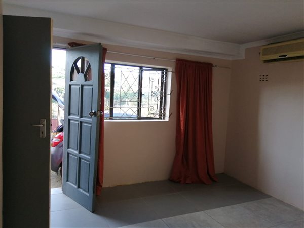 2 Bedroom House 2 Bedroom House