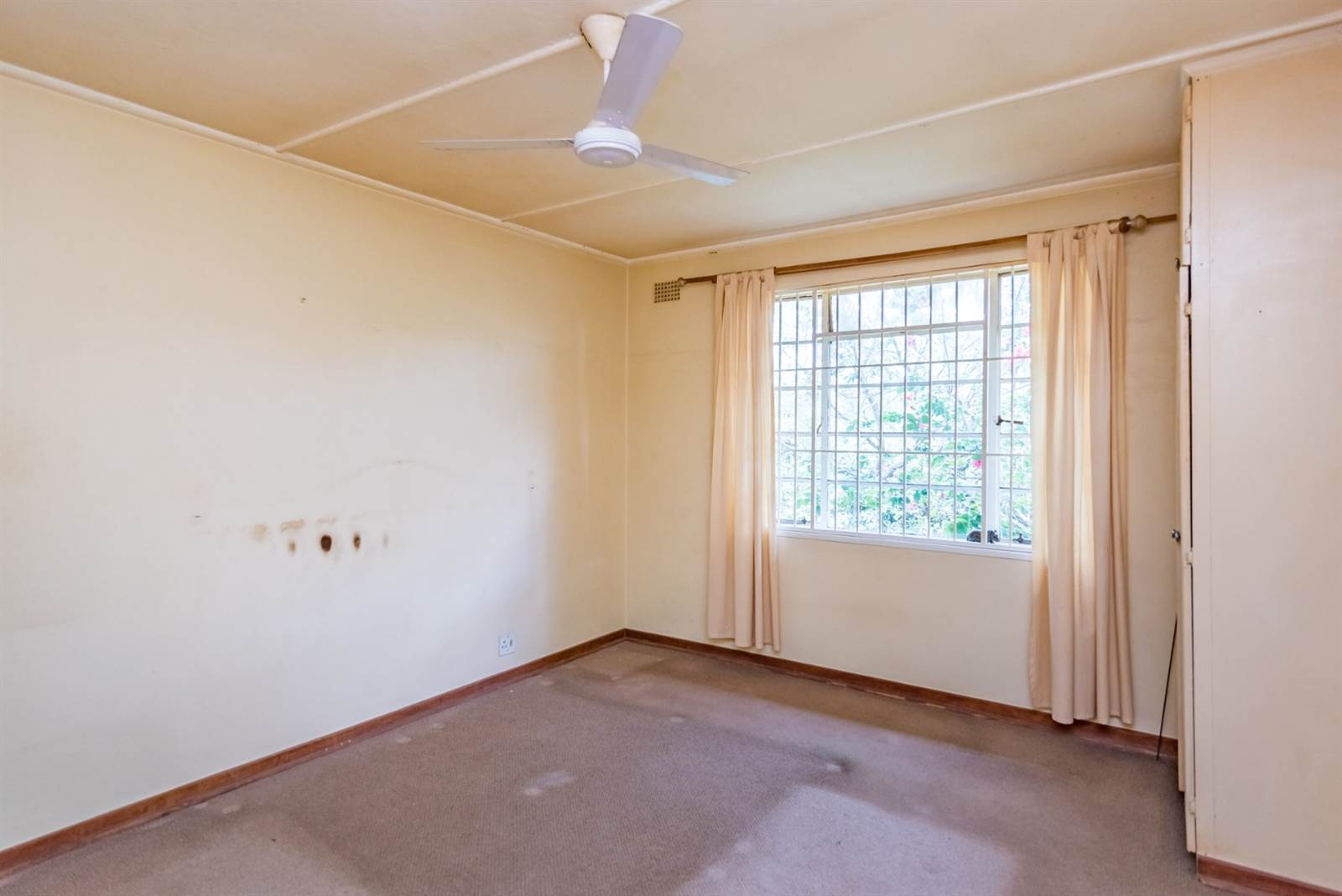4 Bed House in Melville photo number 13