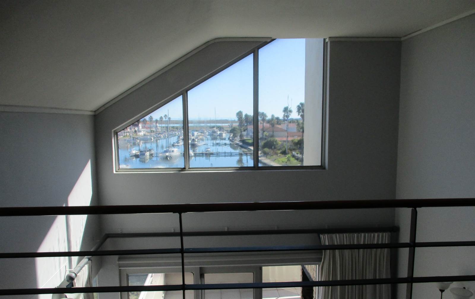 2 Bed Penthouse in Port Owen photo number 18