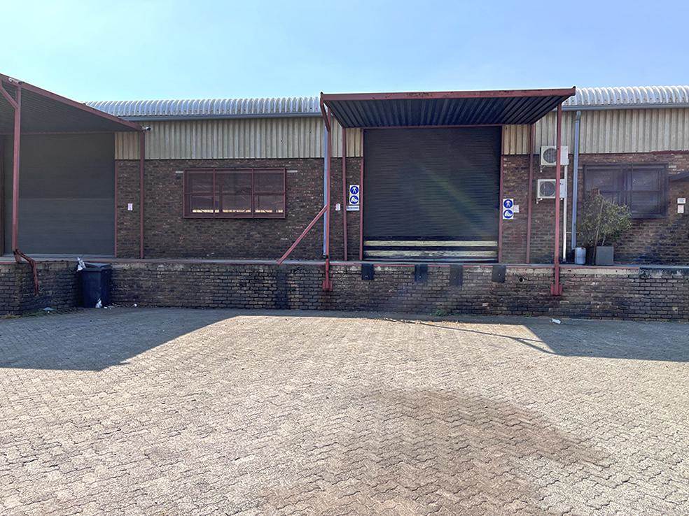 3428  m² Industrial space in Eastgate photo number 1