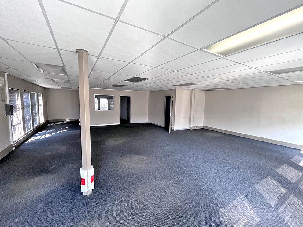 3428  m² Industrial space in Eastgate photo number 12