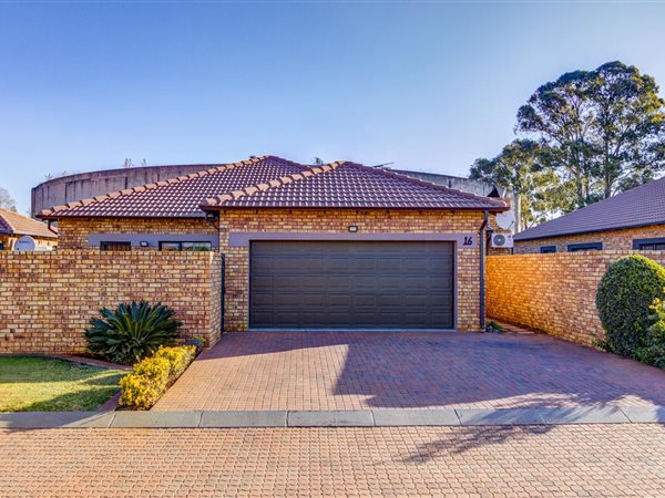 3 Bedroom House 3 Bedroom House