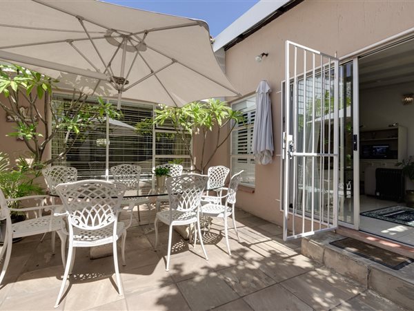 2 Bed Townhouse in Woodmead