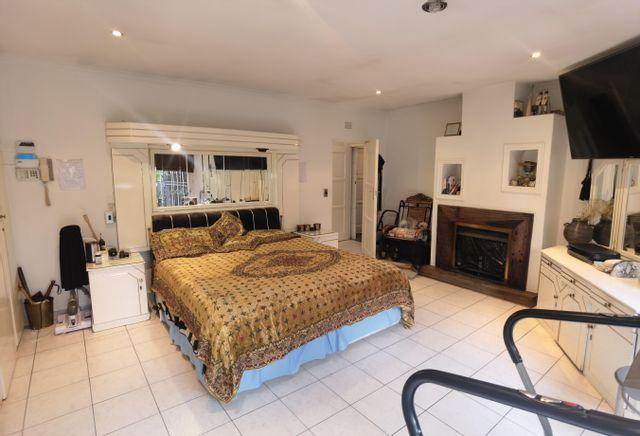 5 Bed House in Lenasia photo number 16