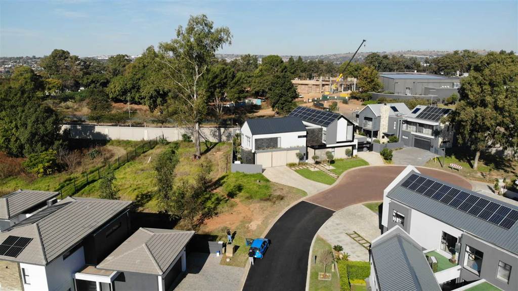 607 m² Land available in Linksfield photo number 7