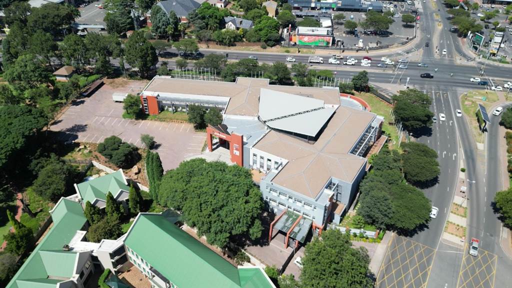 4585  m² Commercial space in Bryanston photo number 3