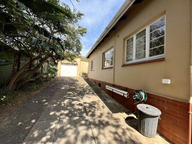 3 Bed House in Scottburgh Central photo number 29
