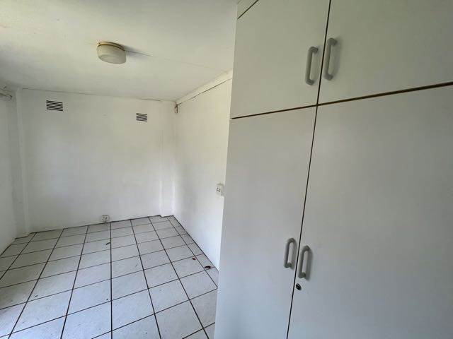 3 Bed House in Scottburgh Central photo number 23