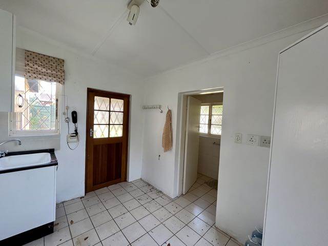 3 Bed House in Scottburgh Central photo number 20