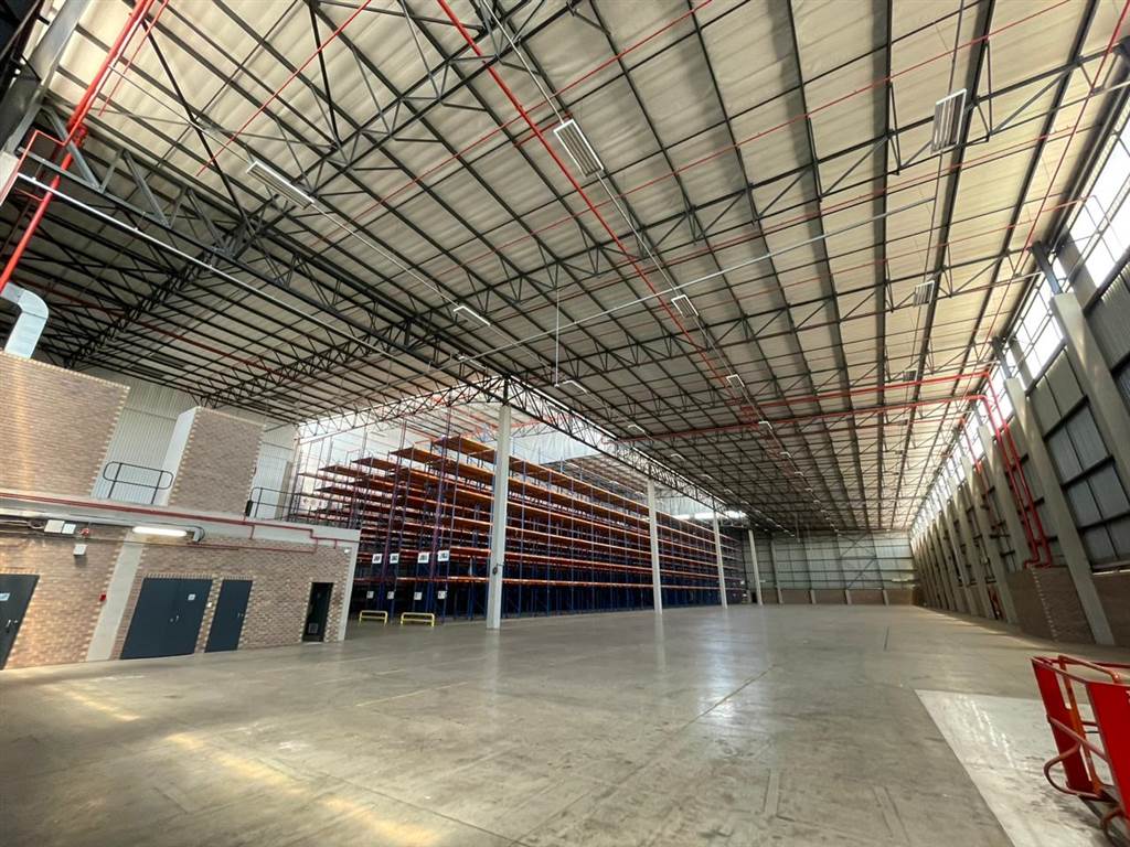 6100  m² Industrial space in Jet Park photo number 12