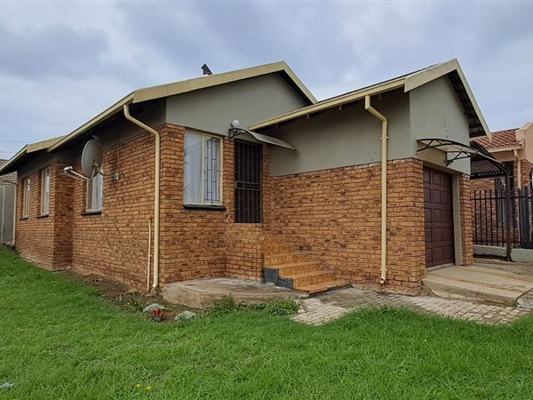 3 Bedroom House 3 Bedroom House