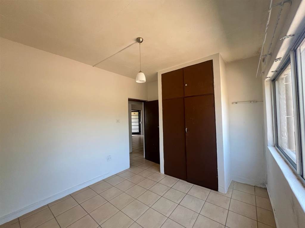 2 Bed Flat in Mtunzini photo number 10