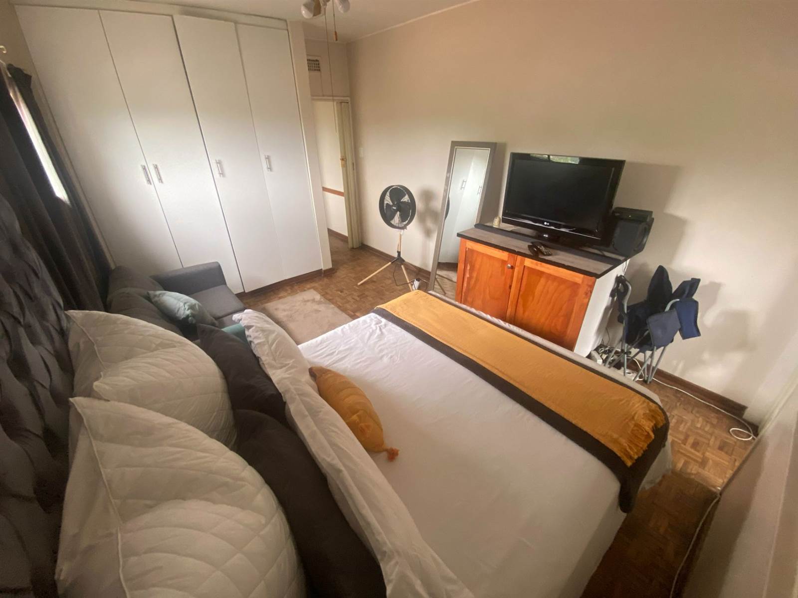 1 Bed Apartment in Pelham photo number 3